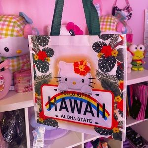 Hello Kitty Hawaiian Tote